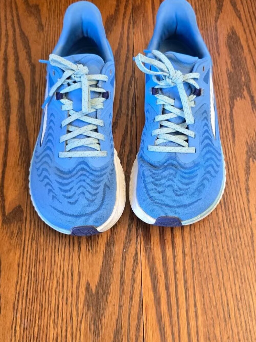 Bright Blue Lightweight Athletic Running Shoes